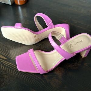 NWOT Chinese Laundry Yanti Heel Size: 5.5 Woman’s